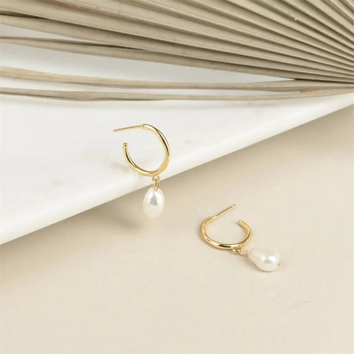 Parela Earrings
