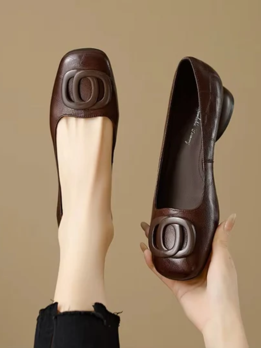 Vera | Square-Toe Leather Flats