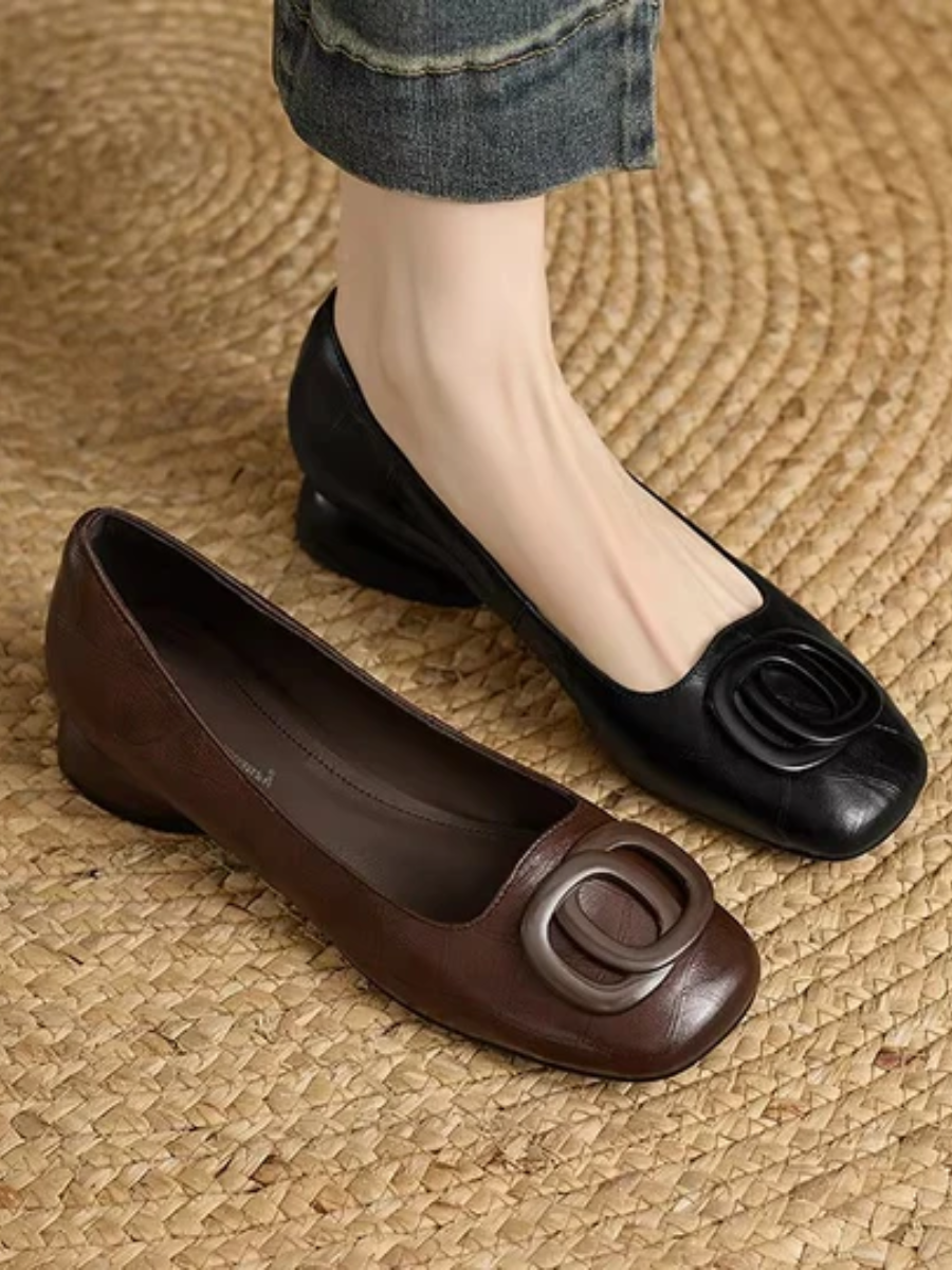 Vera | Square-Toe Leather Flats
