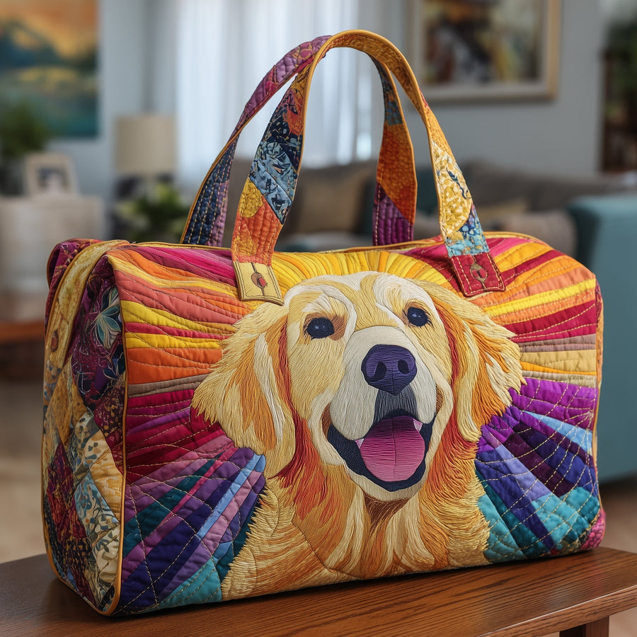 Cheerful Golden Retriever | Quilted Duffle Bag