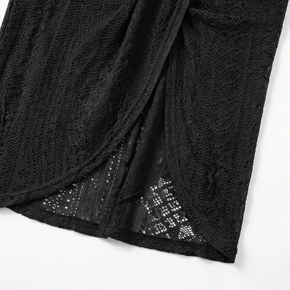 Vivara | Lace Halterneck Maxi Dress