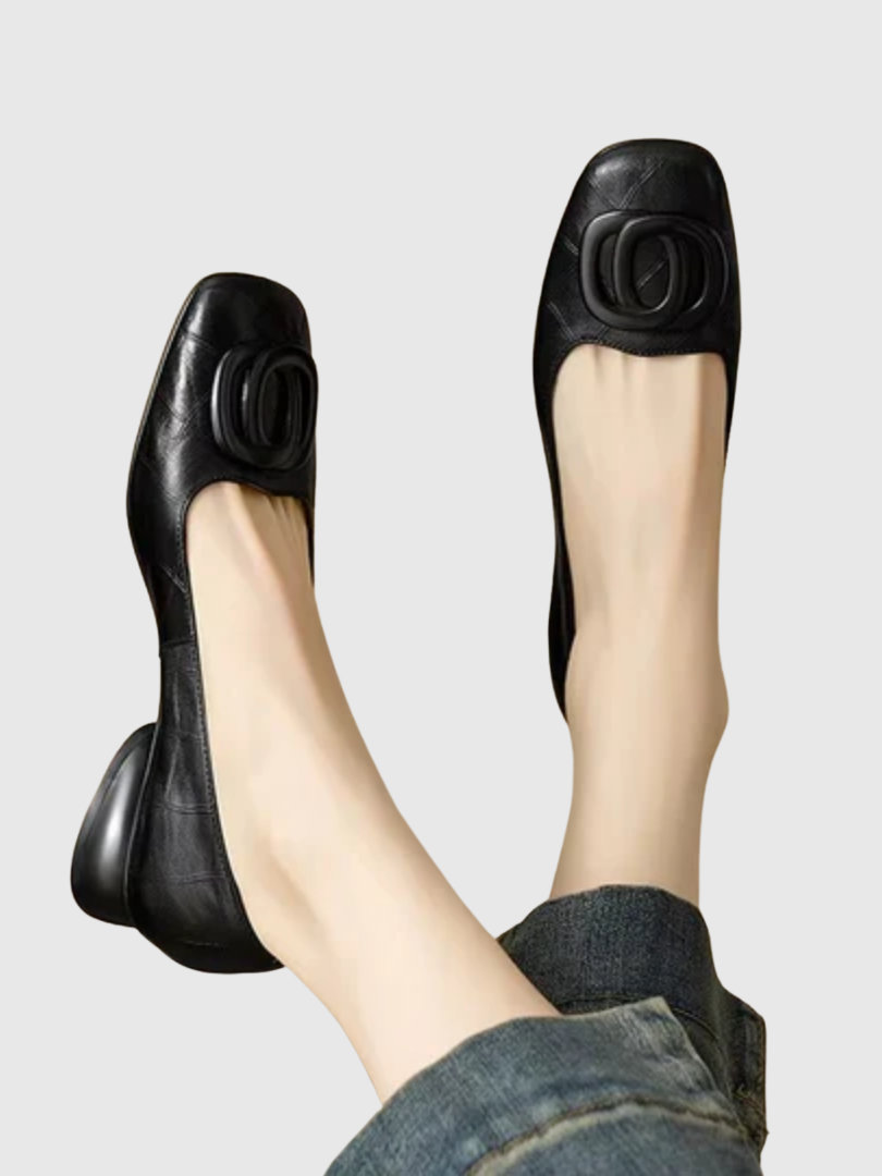 Vera | Square-Toe Leather Flats