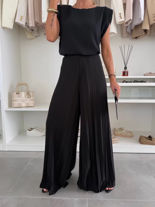 Marian™ – Elegant Pleated Set