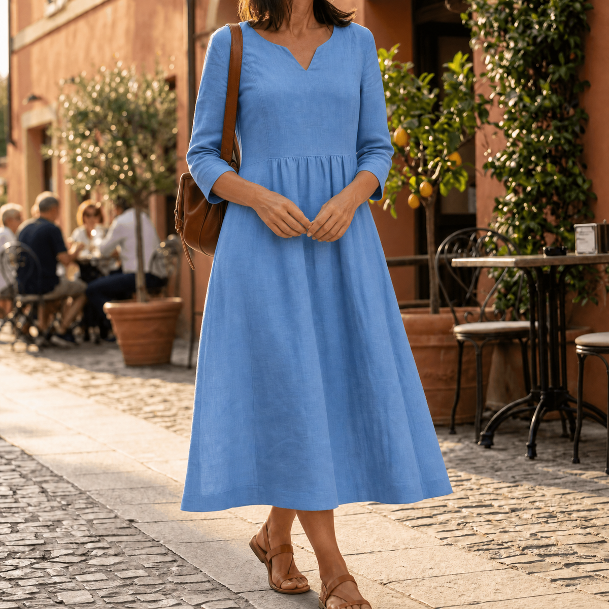 Solenne | Relaxed V-Neck Midi Dress