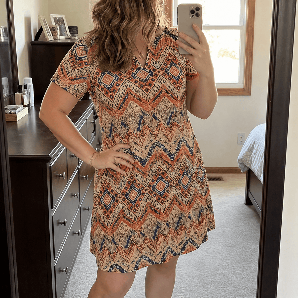 Veluna | V-Neck Floral Dress